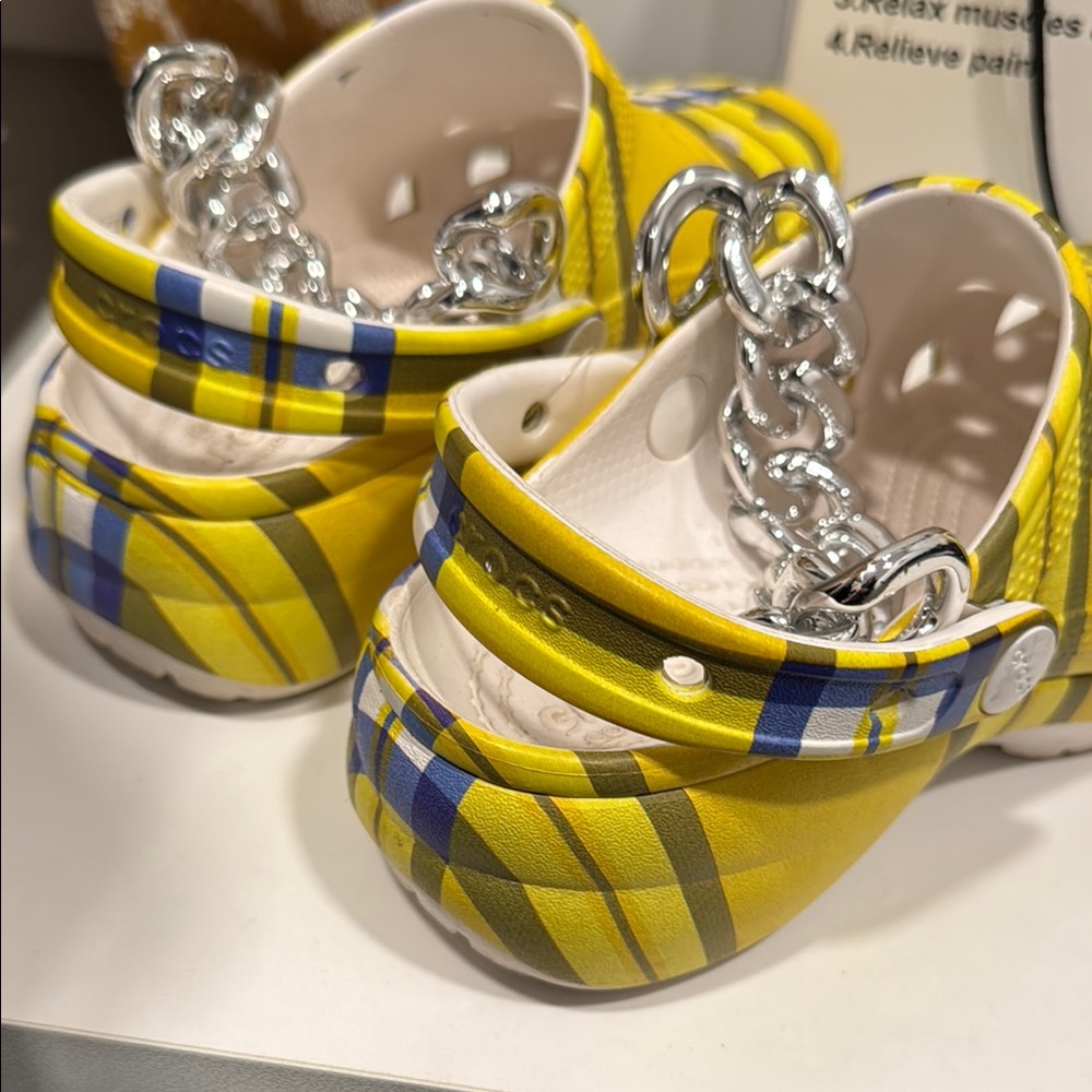 Crocs lmt edition clueless Cher platform Yellow Plaid Clogs Guc - Picture 4 of 13